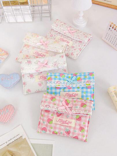 1pc Floral Print Bow Decor Quilted Mini Cosmetic Bag, Can Store Sanitary Pads, Lipstick, Jewelry, Hair Clips, Earphones, Coins, Keys, Portable Travel Mini Makeup Bag With Snap Closure, Suitable As Gift For Women, Mothers, Valentine's Day, Bridesmaids, Travel Essential, Cruise Essential