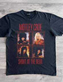 MOTLEY CRUE Shout At The Devil Album Cover Black Unisex T-Shirt Size S-5XL - 黑色 - 查看 1