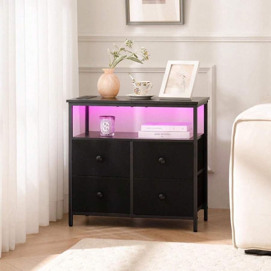 Owii Mesita de Noche Moderna con Carga y 4 Cajones de Tela, Nochero LED 3 Niveles con Estantería,Mesa Auxiliar de Madera para Dormitorio, Sala u Oficina 62*30*60CM (Negro) - Marrón - Ver 1