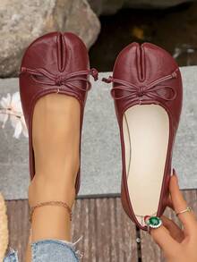 New Bowknot Toe Separating Flat Shoes, Women Round Toe Slip-On Mule Shoes, Retro Women Shoes,Ballet Flats - Red - View 2