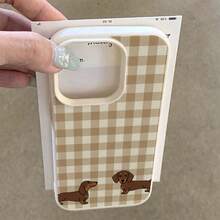 1 ốp lưng điện thoại TPU mềm mại, họa tiết chó Dachshund kẻ caro cổ điển dễ thương, tương thích với iPhone 17 Pro Max/17/16 Pro Max/15/13/12/11, S20 FE/A15/S24/A55, Redmi Note 11/12/13 Pro, ốp bảo vệ toàn thân chống sốc mềm mại. - trắng - Xem 3