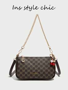 这款全新时尚经典单肩包采用防水PU材质，饰有M形印花、金属链条装饰和M形樱桃吊坠。这款法式手提/单肩包是购物的理想之选。 - 咖啡 - 查看 8