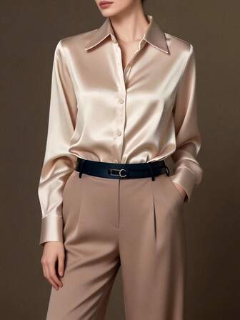 Elegant champagnefärgad satinblus för kvinnor, klassisk krage, högkvalitativ långärmad, mångsidig för pendling, alla årstider, mjukt och slätt satintyg, lämplig för affärs- eller formella tillfällen