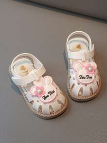 1 Pair Kids Closed Toe Sandals, Cartoon Toddler Shoes, Soft Non-Slip Beach Shoes, Quick Dry & Fashionable, Suitable For Beach And Outdoor Activities, Adjustable Hook And Loop Closure, Cute Style For Summer