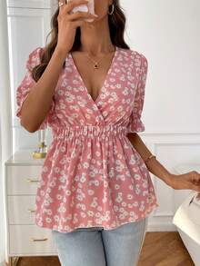 Fresh Daisy Print, Waist Ruched Design, Cute Puff Sleeve, Romantic V-Neck, Slim Fit Waist Style, Lightweight Chiffon Fabric, Soft Pink Top, Sweet And Fresh Style, Suitable For Dates, Shopping, Picnics, Photography, Summer, Beach Vacations Or Afternoon Tea With Friends. - Pink - View 3