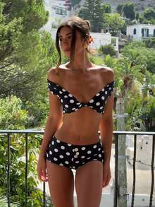 Bộ bikini hai mảnh màu đen chấm bi trắng trễ vai thắt nút xoắn dành cho nữ, bộ đồ bơi gợi cảm cho mùa xuân hè 2026, đồ bơi thời trang hoàn hảo cho bãi biển, kỳ nghỉ hè, trang phục sinh nhật, đồ tập gym, váy thanh lịch và những buổi đi chơi hàng ngày. - Đen và trắng - Xem 1