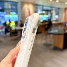 Wavy Circular Pattern Soft Shell MagSafe Magnetic Case Compatible With IPhone 17 Pro Max, 16/15/14/13/12, Silicone Material - Multicolor - View 6