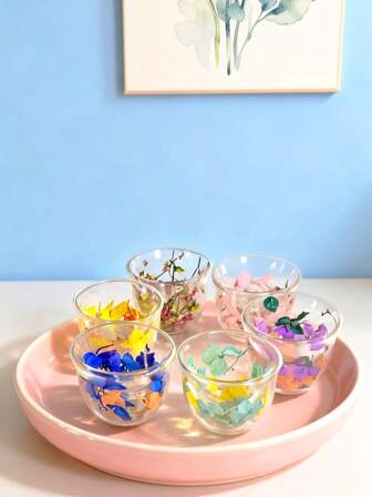 1/6-delars set med dubbelväggiga handtagslösa glasmuggar, 50 ml espressokoppar, tekoppar. Koppkropp med blommig infusering, lämplig för espresso, te, cappuccino, mjölk. Unik födelsedags- och alla hjärtans dag-present