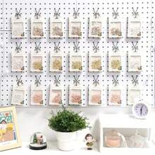 HUHOLE Pegboard Hooks J-Hook 1 Inch Black Hooks 40 Pack Ideal Display Pegs For Hanging Jewelry Necklaces Keys Retail Items Small Tools Will Not Fall Out Fit 1/8" 3/16" Peg Boards - 1吋L型掛鉤 40個裝 黑色 - 查看 6