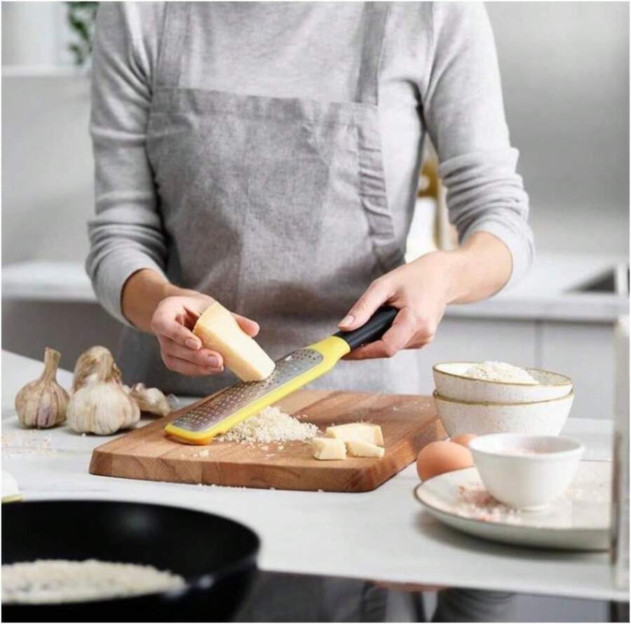 Joseph Joseph 20169 GripGrater Paddle Grater With Easy-Grip Handle, Coarse Stainless-Steel Blades, Yellow - Màu A - Xem 1