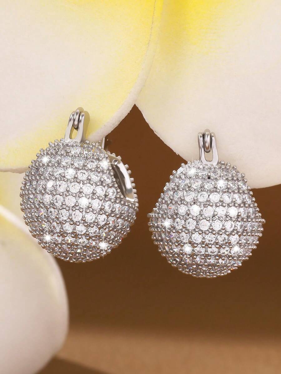 1 Pair Of Super Sparkling Semi-Circular Earrings With Ear Buckles, Fashionable, Luxurious And High-End, Versatile For Daily Commuting - White - View 1