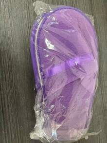 珊瑚绒拖鞋，防臭，四季皆宜，可水洗，加厚防滑EVA鞋底，轻便保暖，冬暖夏凉，舒适家居拖鞋。加厚珊瑚绒内衬，蓬松柔软，亲肤保暖。采用创新竹炭纤维防臭技术，抗菌除臭。轻盈EVA鞋底，防滑耐磨，减震舒适。可机洗手洗，易清洁快干，不易变硬。