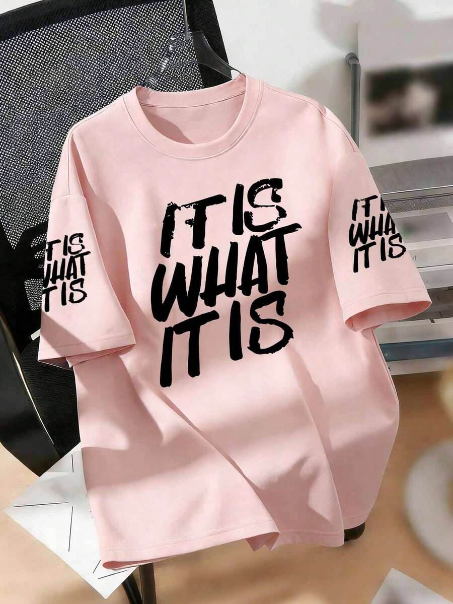 大尺碼女款T恤,印有「IT IS WHAT IT IS」標語,適合春季/夏季穿著,適合日常穿著 - 粉色 - 查看 1