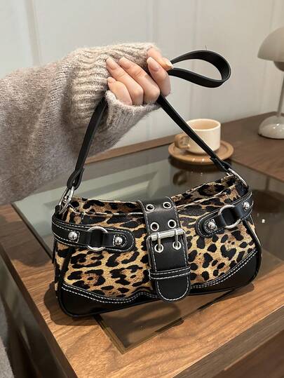 新款朋克铆钉单肩包，便携，适合女生、女大学生、白领等，非常适合工作、返校、中学、高中、大学、度假等场合。也适合购物、收纳钱包，适合年轻女性、大学生、职场新人、白领等。非常适合办公室、学校、工作、商务、通勤、户外活动、旅行和郊游等场合。包包、单肩包、手提包、设计师包、女士手提包、背包、女士手提包、女士背包、女士包