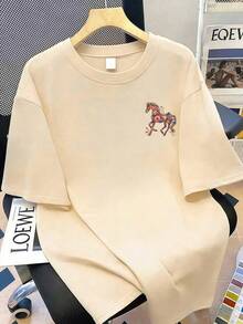 大码女式彩色花卉骏马图案印花圆领T恤。适合夏季假期、新年礼物、情人节礼物、母亲节礼物；