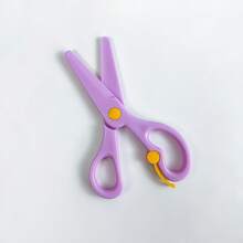 1/4pcs Macaron Color Plastic Scissors For DIY Paper Work, Plastic Tips Craft Supplies, School Art Projects, Paper Cutting Activities, Student Back To School, For Adult Man Woman Home Office, Training Scissors - Multicolor - View 13