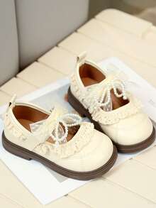 新款女童温柔风格小皮鞋，饰有蕾丝珍珠蝴蝶结，软底防滑公主鞋，适合春秋季节穿着，学生鞋