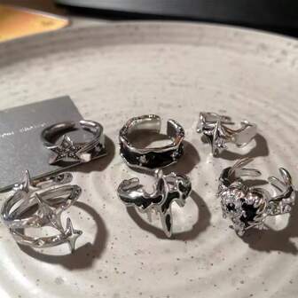 Nuevos anillos abiertos con diseño de cruz, estrella y corazón en estilo vintage oscuro y punk para mujer, accesorios de joyería con estilo Y2K, grunge y gótico