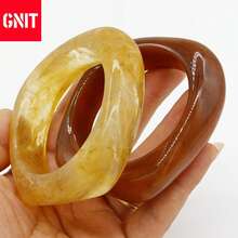 GNIT Mehrteilliges Set europäischer Retro-Brauner Acryl-Armreif, elegante minimalistische Färbe-Armband-Kombination, einzeln oder gestapelt tragbar, geeignet für den täglichen Gebrauch und den Urlaub - Gelblich-braun - Übersicht 10