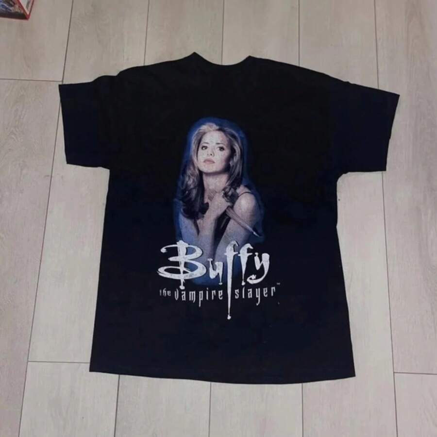 20262026 90s Black Buffy The Vampire Slayer T-Shirt Basic Black Graphic Tee Shirt Graphic Short Sleeve Shirt Unisex Men Women Summer - 黑色 - 查看 1