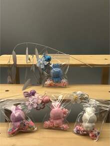 1件限量版KEYCEO系列PVC收藏品，包含樱花造型钥匙扣、透明保护袋、闪光爱心和樱花装饰，便携设计，是新年、情人节、婚礼、音乐节、感恩节、节日送礼的理想之选。 - 彩色 - 查看 3