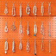 HUHOLE Pegboard Hooks J-Hook 1 Inch Black Hooks 40 Pack Ideal Display Pegs For Hanging Jewelry Necklaces Keys Retail Items Small Tools Will Not Fall Out Fit 1/8" 3/16" Peg Boards - 1吋J型鉤 80個裝 銀色 - 查看 3