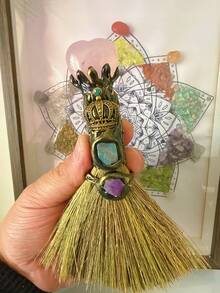 1 Stück natürlicher Kristall Herz-förmiger Mini-Besen, spitzer Zauberstab Mini-Besen - Altar-Zubehör Quarz Hexenbesen, Geburtstagsgeschenk, Halloween Heim-Dekoration, Halloween Zimmer-Dekoration - Liebesbesen - Übersicht 12