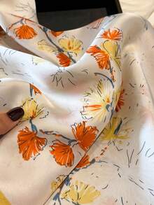 1 chiếc khăn vuông in hoa trang nhã, kích thước 27,6 inch, kiểu khăn bandana đa năng dành cho nữ, phù hợp cho phong cách thường ngày, đường phố, che nắng ngoài trời, hoặc làm phụ kiện đội đầu trang trí. - Màu vàng - Xem 3
