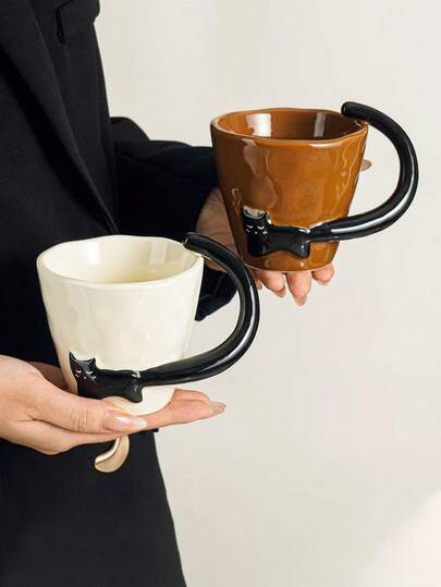 1pc Creative Embossed Cat Ceramic Cup, Minimalist Solid Color Coffee Mug, Personalized Simple Ceramic Water Cup, High-Quality Gift Ceramic Coffee Cup, Suitable For Coffee And Beverages