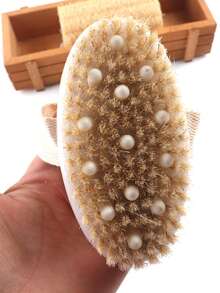 1支干刷身体刷，天然猪鬃材质，深层去角质身体磨砂刷，带按摩凸点设计，适合干性皮肤，有助于改善血液循环和淋巴引流。