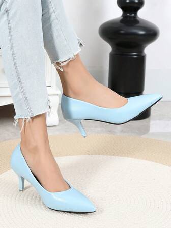 Escarpins à bout pointu à la mode pour femmes