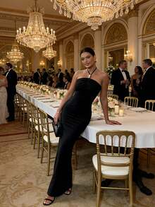 New Women's Fitted And Sexy Neck-Beaded Design Dress, Ladies' Summer Elegant Backless Sleeveless Long Dress, With Ruffles, Back Exposure, Shoulder Exposure, European-Style Solid-Color Dress, Elegant Party Dress, Banquet Dress.