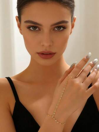 1pc Golden Elegant Metal Chain Hand Harness,Stainless Steel Material, Minimalist Style, Suitable For Women's Daily Wear And Dates, Great For Valentine's Day