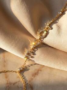 1pc Boho Gold Finger Bracelet For Women, Dainty Rhinestone LOVE Letter Hand Chain, Sparkly Crystal Link Finger Ring Bracelet, Summer Beach Wedding Valentine's Day Gifts For Girls - Multicolor - View 6