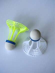 6 szt. (żółto-białych) wiatroodpornych i wodoodpornych lotek do badmintona, wykonanych z nylonu i główki z poliuretanu, z właściwościami wiatroodpornymi, odpowiednich do ćwiczeń badmintona na świeżym powietrzu i uprawiania sportów halowych - Wielokolorowe - Zobacz 5