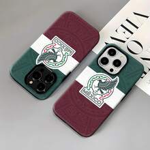 Funda de teléfono con espejo del equipo de fútbol Eagle . Funciona como un espejo y es compatible con  17,  16 Pro Max,  15 Pro Max,  13 y  12. Fabricada en TPU resistente, garantiza una excelente protección contra golpes y caídas. Un regalo perfecto para deportistas, familiares, amigos, cumpleaños o cualquier ocasión especial. - Blanco - Ver 4