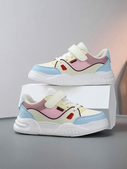 1 par barnskor i läder, moderiktiga unisex skateskor, kardborreknäppning för enkel på- och avtagning, mjuka och bekväma, halkfria platta skor, lämpliga för alla årstider