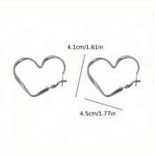 A Pair Of Simple Versatile Hollow Heart-Shaped Earrings - 金色的 - 查看 5