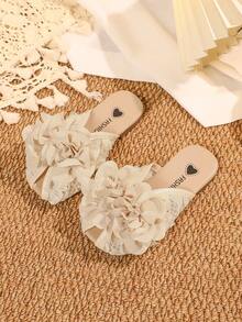 1 Pair Girls' New Gold Flower Hollow Mesh Embroidery Design Cute Sandals/Slippers, Suitable For 2-15 Years Old, Summer Outing, Holiday - Beige - View 5