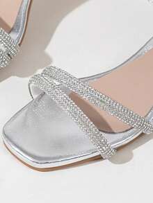 1 Pair Children's Sparkling Rhinestone High Heel Sandals, Featuring Fashionable T-Strap Design, Rhinestone-Encrusted Uppers, Elegant Ankle Strap And Pendant Decor, Chunky Heel For Stability. Suitable For Little Girls To Wear At Formal Occasions Like Weddings, Parties Or Birthday Events, Shining Brightly With Every Step And Becoming The Center Of Attention. - Silver - View 5