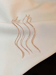 Minimalist Wavy Earrings, Elegant And Versatile, Lightweight Luxury Earrings, Slimming Face Design, Suitable For Women In Summer - Multicolor - View 8