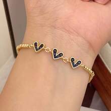 18K镀金铜锆石心形可调节珠链手链，时尚优雅，男女皆宜，适合日常佩戴、约会、节日等场合。