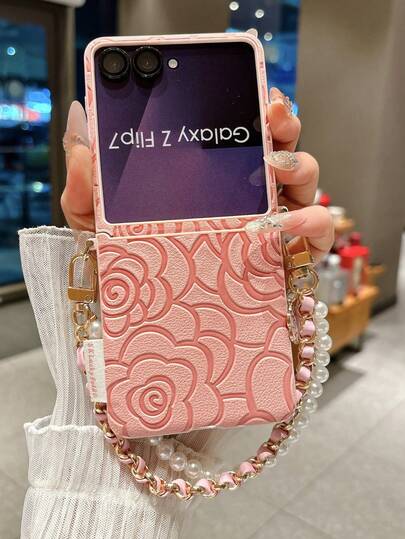 1个时尚简约的玫瑰印花元素折叠手机壳，搭配同色手链，可保护手机并防止跌落：适用于三星 Galaxy Zflip 5/Zflip 6/Zflip 7/Razr 60/Razr 50/Galaxy Z Flip7 FE