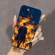 Funda para teléfono con reflejo de Mysterious Firewalker, compatible con  17,  16 Pro Max,  15 Pro Max,  13 y  12. Fabricada en TPU, ofrece protección contra golpes y caídas. Este diseño único es perfecto para quienes aman los estilos atrevidos y dramáticos, lo que la convierte en un regalo ideal para familiares, amigos y seres queridos en cualquier ocasión. - Negro - Ver 2