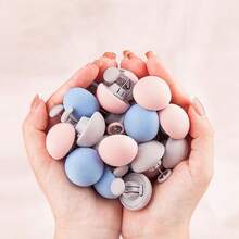 8/16pcs Quilt Clips, One-Click Release Mushroom Quilt Clips, Invisible Anti-Slip Safety Clips, Fixing Quilt And Bedsheet, Prevent Sliding, Detachable And Reusable, Suitable For Home Bedroom Bedding Mattress - Quilt Fixer - View 1