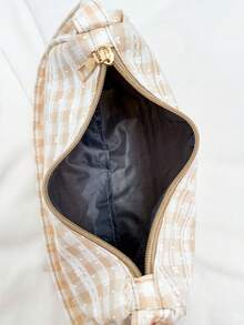 简约、快捷、方便的格子单肩包