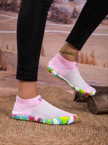 ZVB Barefoot-Friendly Water Shoes, Soft-Soled Women's Beach Shoes For Swimming, Diving, Fishing, Outdoor Quick-Drying Summer Sandals, Non-Slip & Breathable - White Pink - View 8