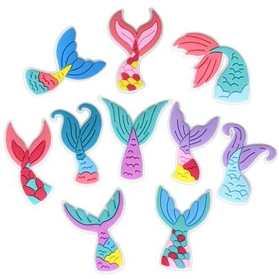 10个美人鱼尾巴鞋饰，适合鞋子DIY装饰，优质配件，适用于泡泡拖鞋、凉鞋，PVC材质，是送给青少年、男士、女士和成人的绝佳礼物。