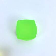 1个感官挤压魔方玩具 - 减压魔方，一款手持桌面玩具，随时缓解焦虑，适合教室、户外、办公室减压，是桌面装饰、课堂奖励、派对礼物和节日礼物的完美之选！ - 彩色 - 查看 15