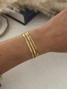 1pc Luxury Gold Stainless Steel Zirconia Bracelet, Versatile For Women's Daily Commute, Gathering With Friends, Romantic Festivals, Street Photography, Fashion Shows - Gold - View 9